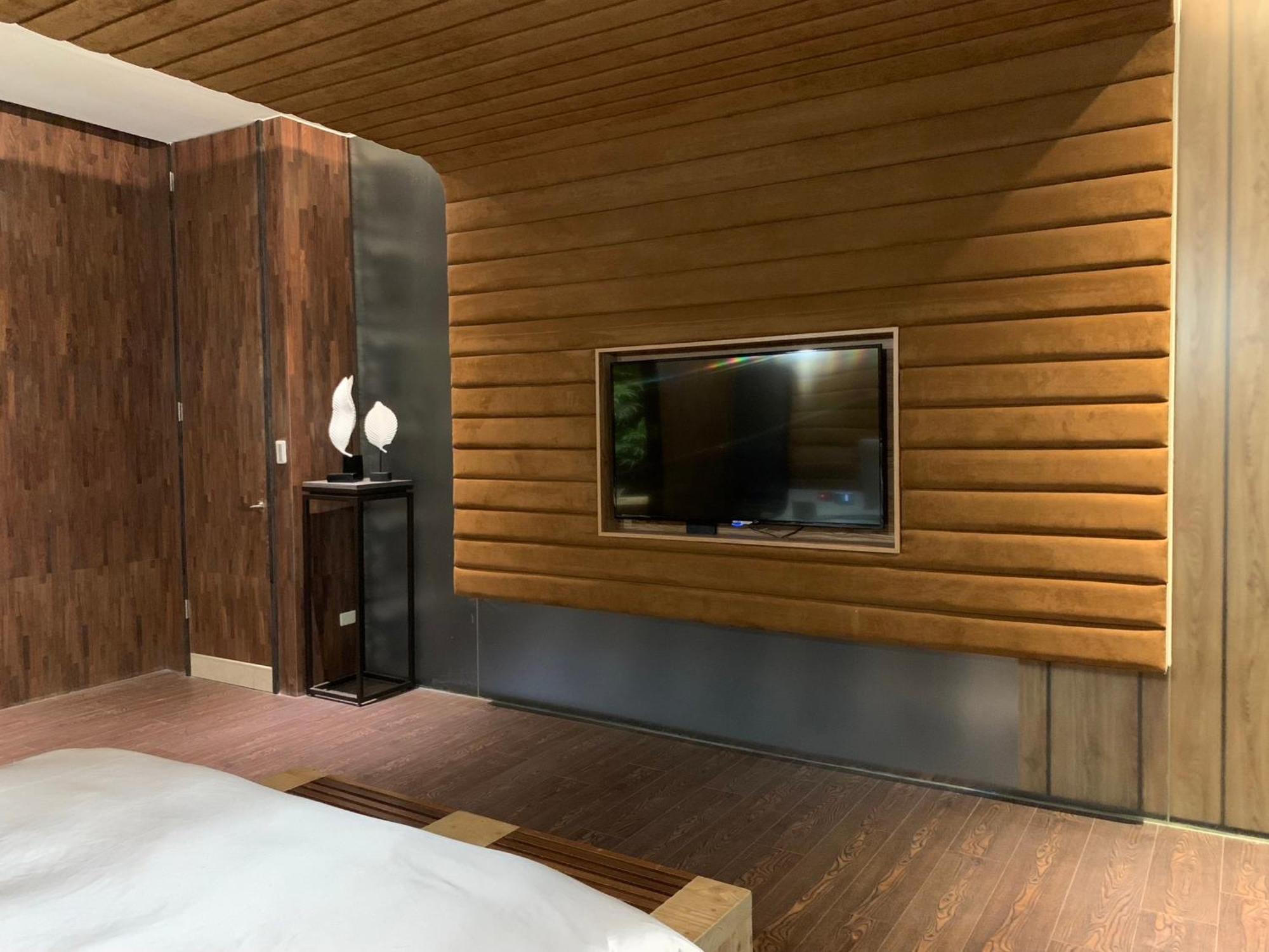 Aquarius Motel Taichung Exterior photo