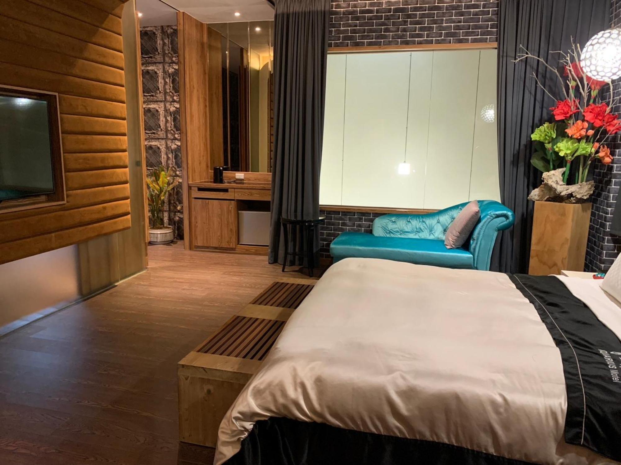 Aquarius Motel Taichung Exterior photo