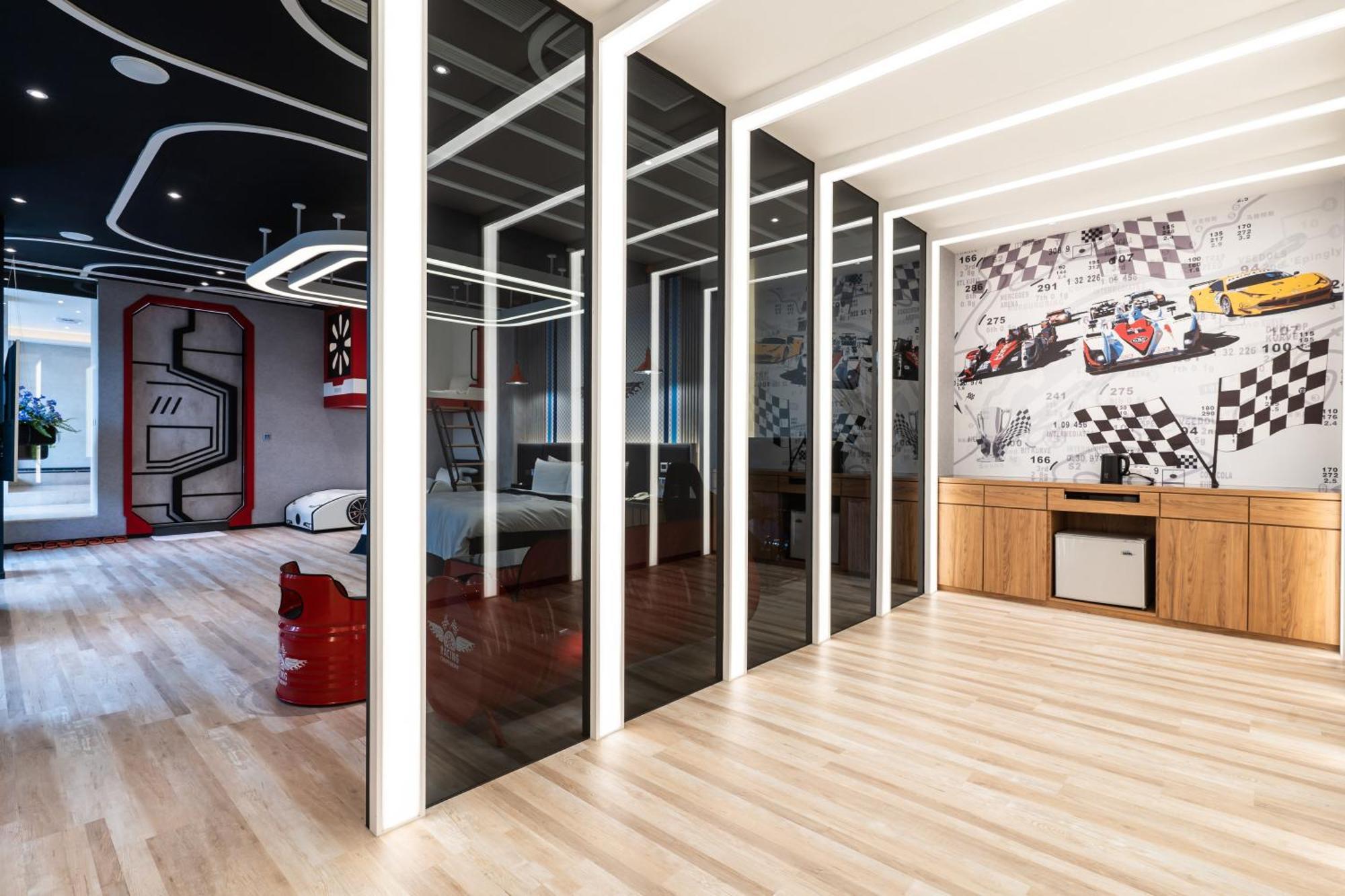 Aquarius Motel Taichung Exterior photo